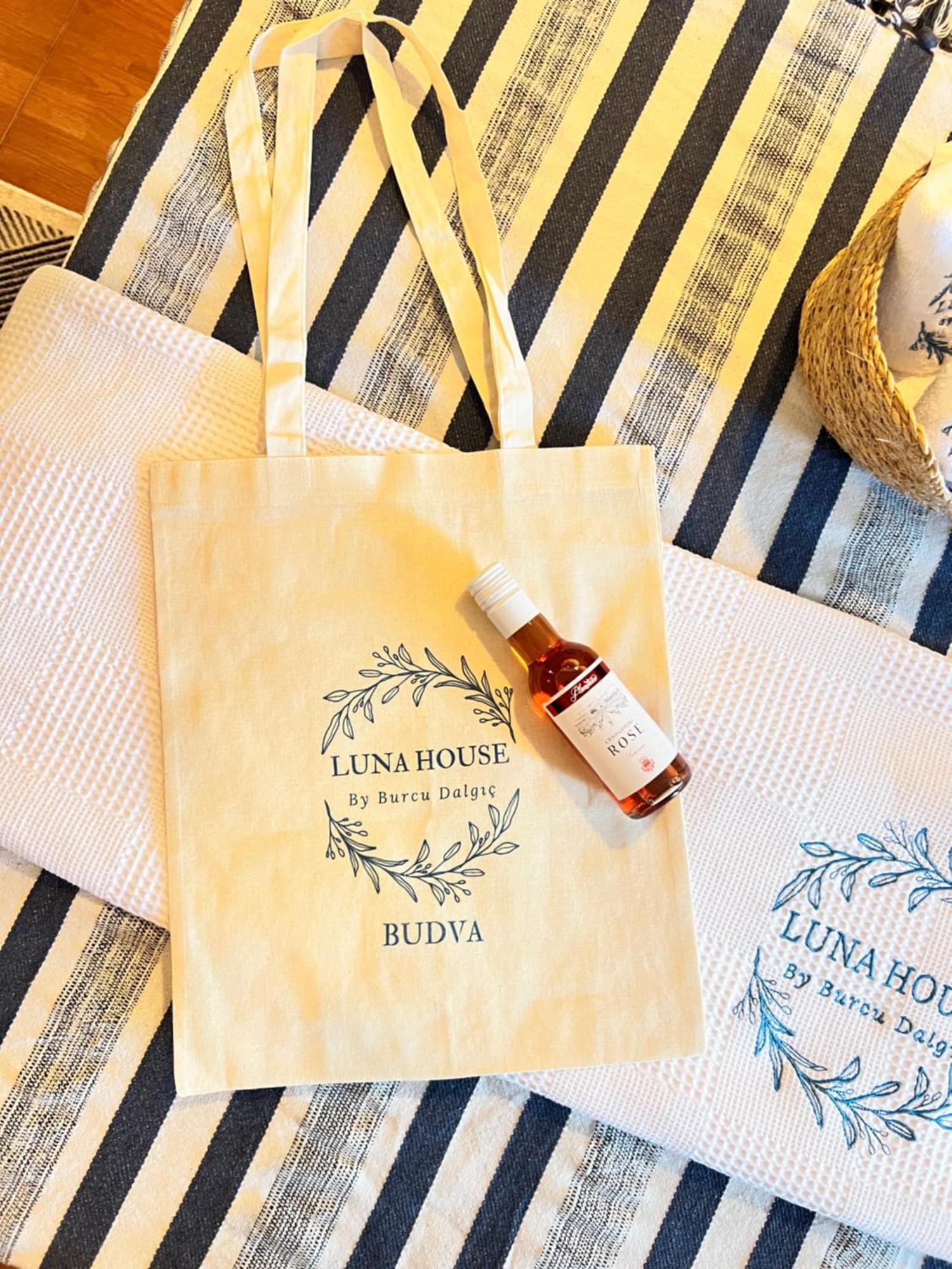 Luna House Budva Eksteriør billede